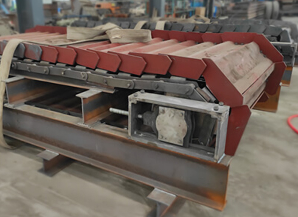 鏈板式輸送機(jī)/帶